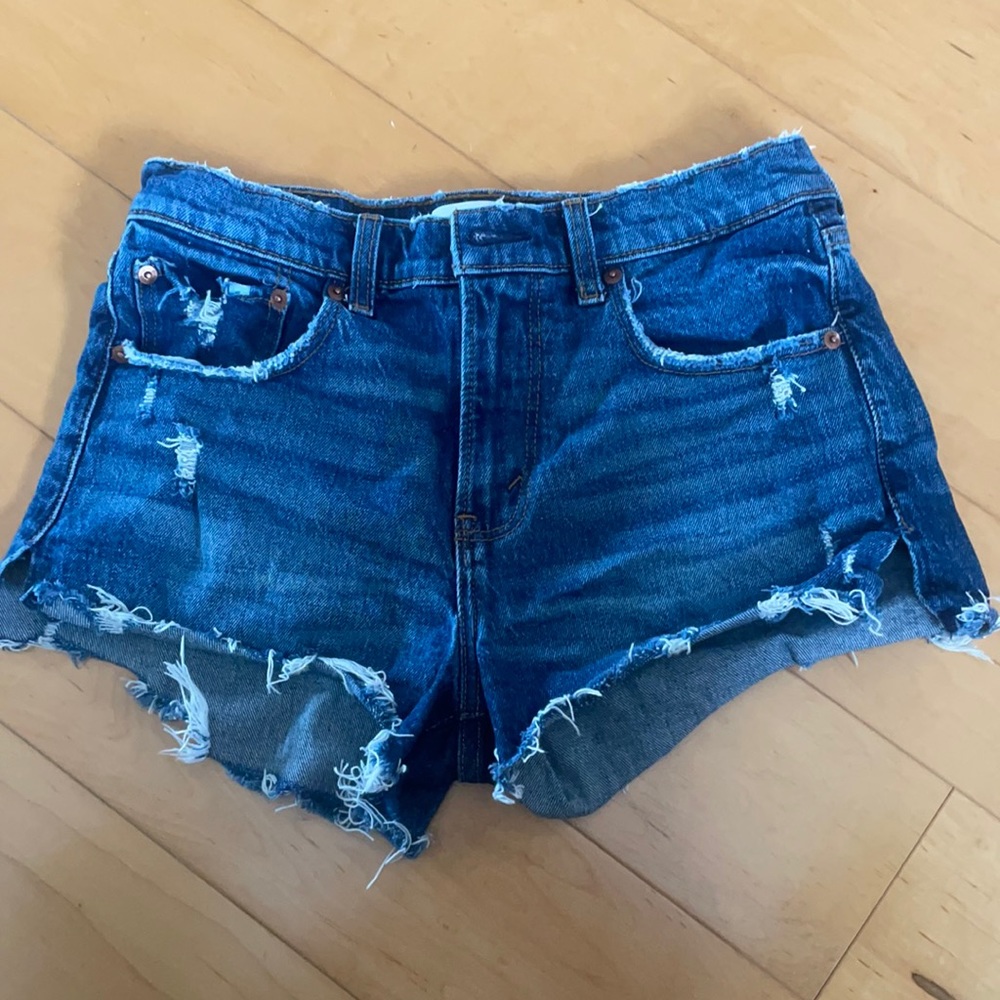 Abercrombie Mom shorts